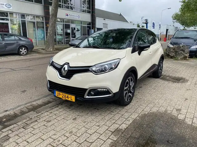 Photo 1 : Renault Captur 2015 Diesel