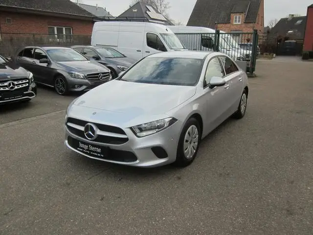 Photo 1 : Mercedes-benz Classe Cla 2020 Petrol