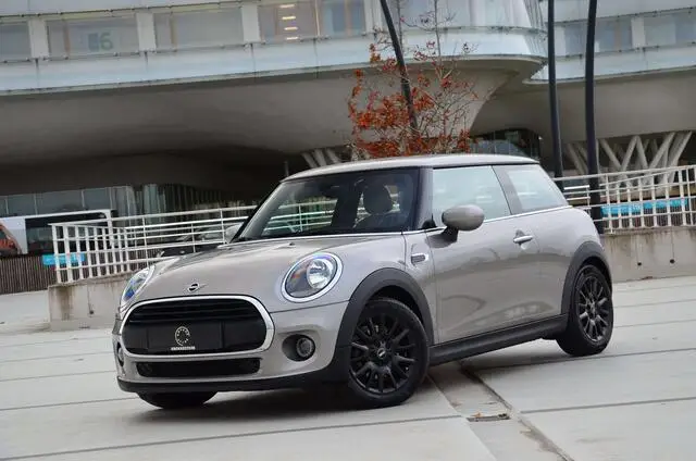 Photo 1 : Mini Mini 2019 Petrol