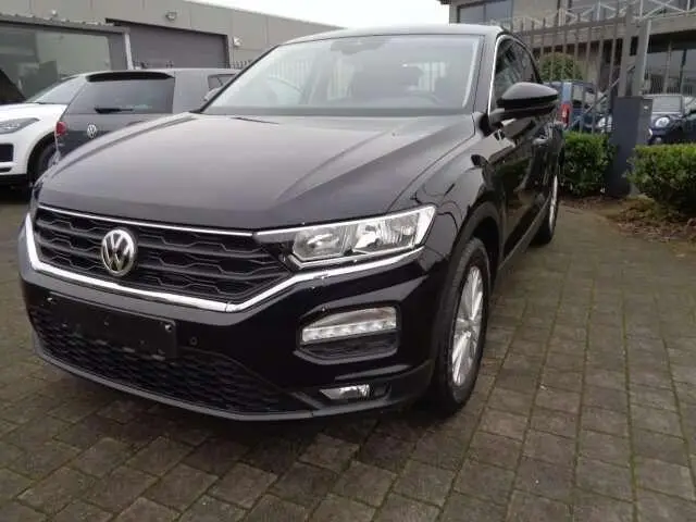 Photo 1 : Volkswagen T-roc 2018 Petrol