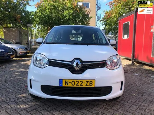 Photo 1 : Renault Twingo 2021 Essence