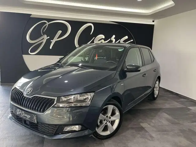 Photo 1 : Skoda Fabia 2021 Essence