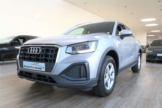 Photo 1 : Audi Q2 2022 Essence