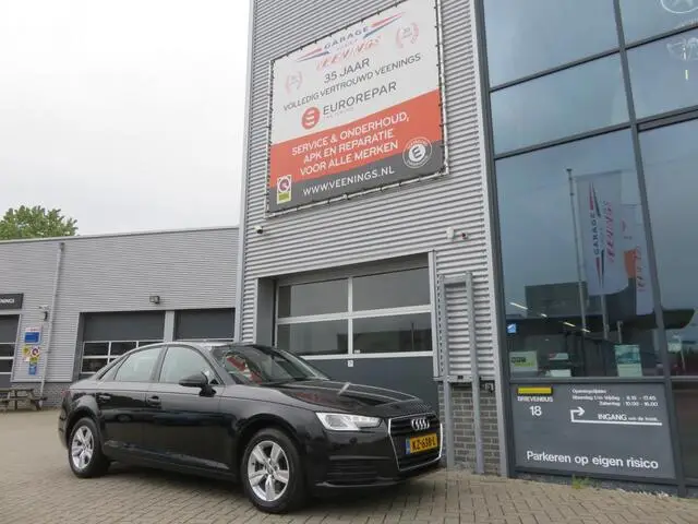 Photo 1 : Audi A4 2017 Petrol