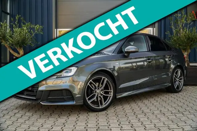 Photo 1 : Audi A3 2019 Petrol