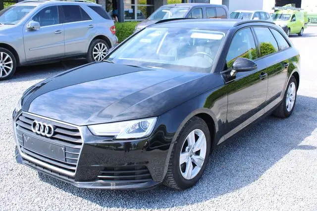 Photo 1 : Audi A4 2016 Diesel