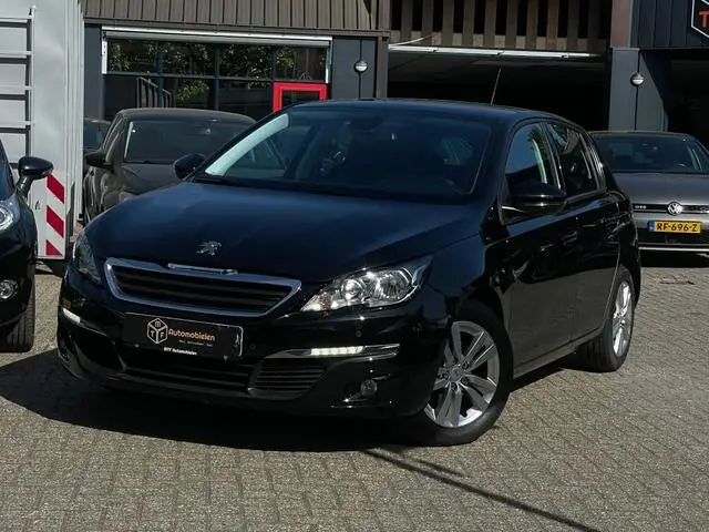 Photo 1 : Peugeot 308 2015 Essence