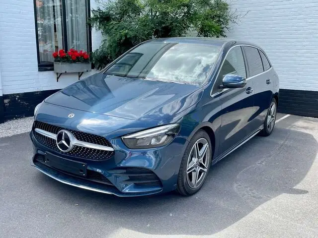 Photo 1 : Mercedes-benz Classe Cla 2021 Petrol