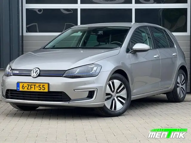 Photo 1 : Volkswagen Golf 2015 Electric