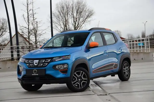 Photo 1 : Dacia Spring 2021 Electric