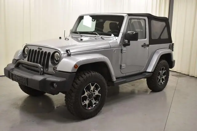 Photo 1 : Jeep Wrangler 2017 Diesel