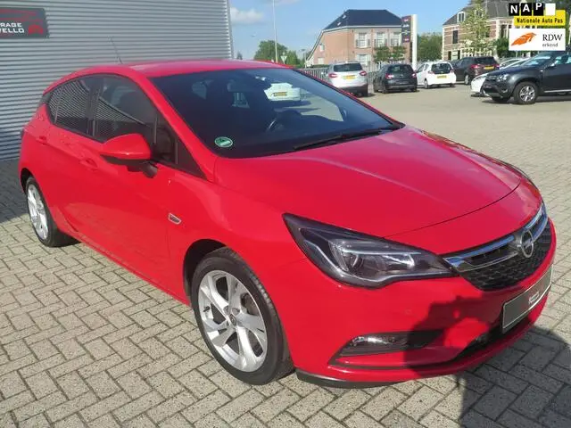 Photo 1 : Opel Astra 2016 Essence