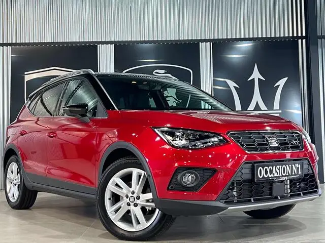 Photo 1 : Seat Arona 2021 Essence