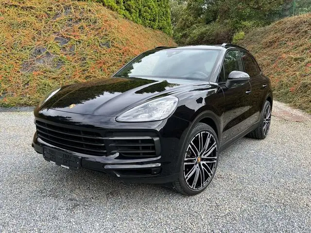 Photo 1 : Porsche Cayenne 2019 Petrol