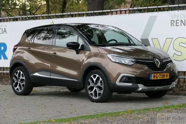 Photo 1 : Renault Captur 2017 Essence