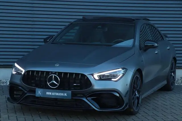 Photo 1 : Mercedes-benz Classe Cla 2022 Petrol