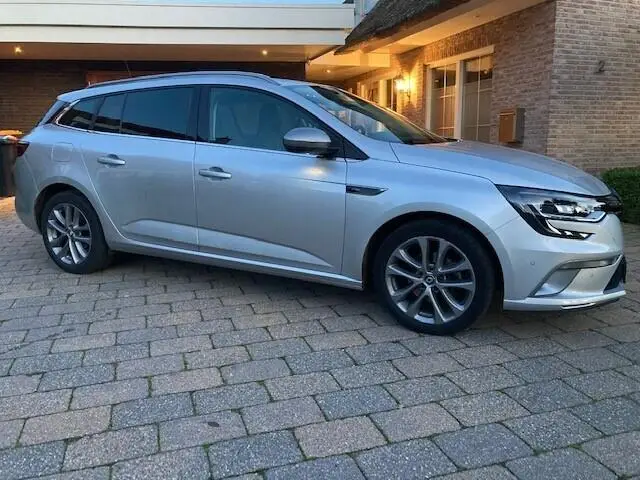 Photo 1 : Renault Megane 2017 Petrol