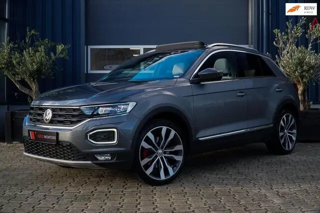 Photo 1 : Volkswagen T-roc 2019 Essence