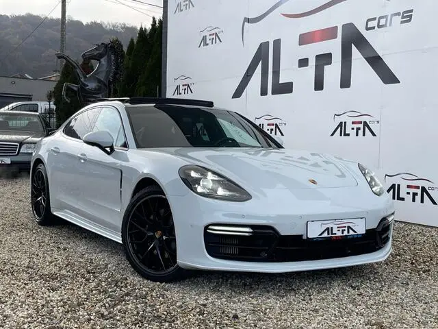 Photo 1 : Porsche Panamera 2018 Petrol