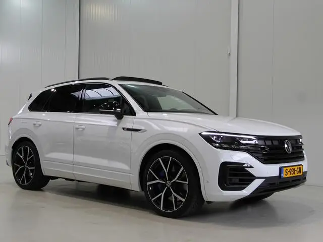 Photo 1 : Volkswagen Touareg 2021 Essence