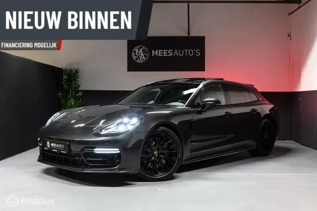 Photo 1 : Porsche Panamera 2018 Petrol