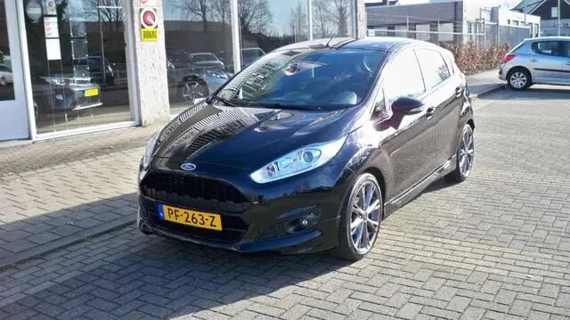 Photo 1 : Ford Fiesta 2017 Petrol