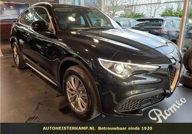 Photo 1 : Alfa Romeo Stelvio 2021 Diesel