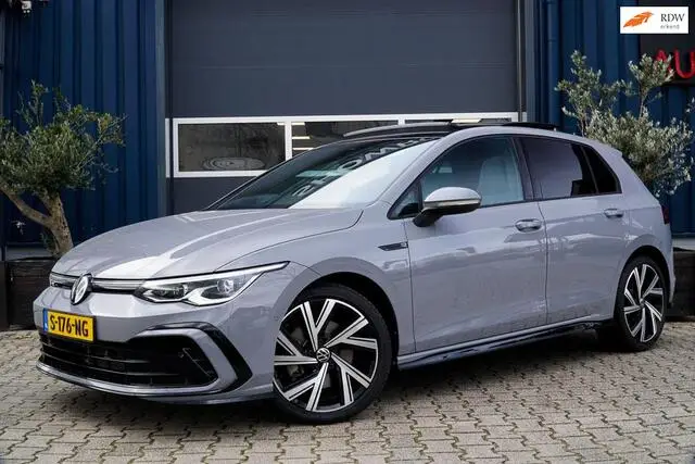 Photo 1 : Volkswagen Golf 2021 Petrol