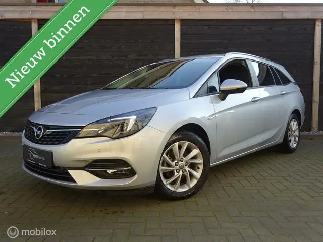 Photo 1 : Opel Astra 2021 Essence