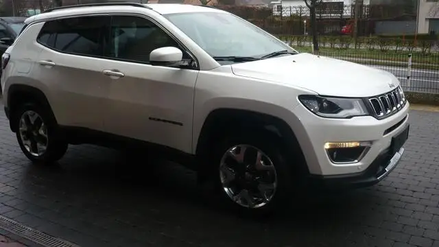 Photo 1 : Jeep Compass 2018 Essence