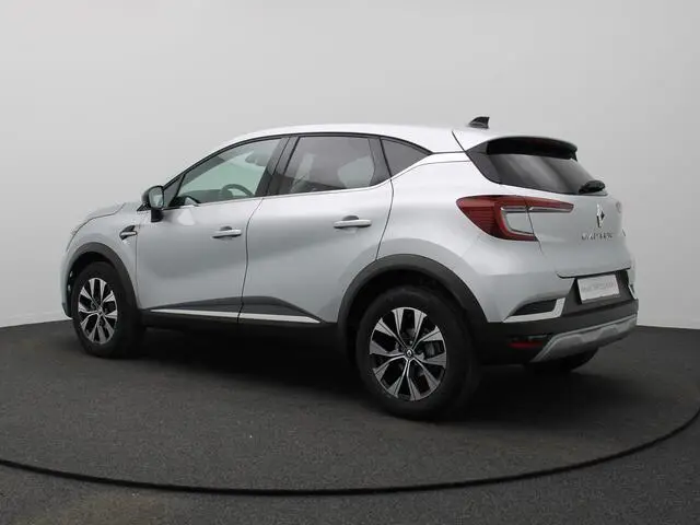 Photo 1 : Renault Captur 2023 Essence