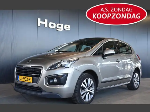 Photo 1 : Peugeot 3008 2015 Essence