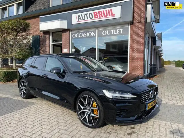 Photo 1 : Volvo V60 2019 Hybride