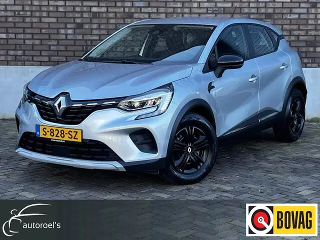 Photo 1 : Renault Captur 2021 Hybride