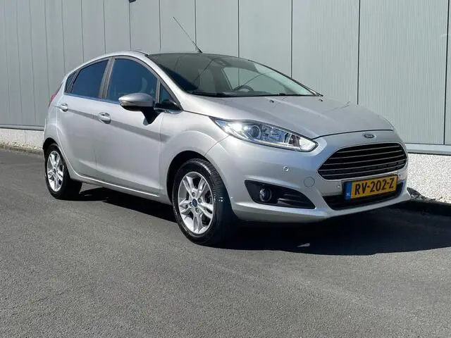 Photo 1 : Ford Fiesta 2017 Petrol