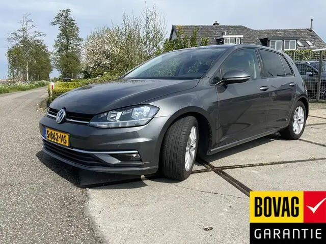 Photo 1 : Volkswagen Golf 2019 Petrol