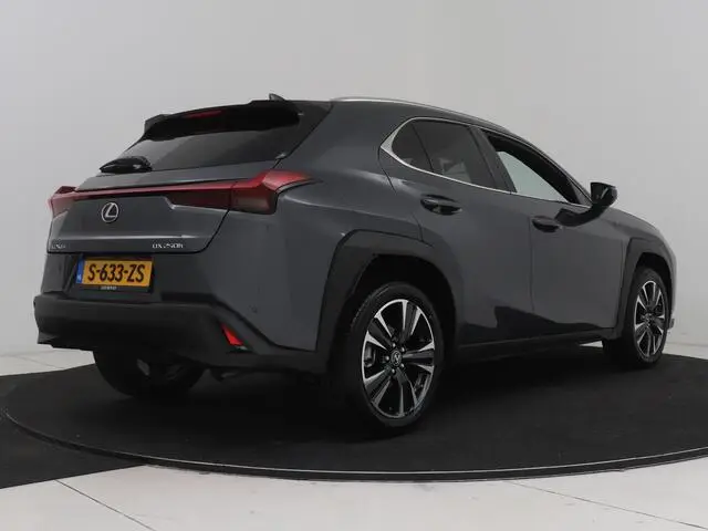 Photo 1 : Lexus Ux 2023 Hybride