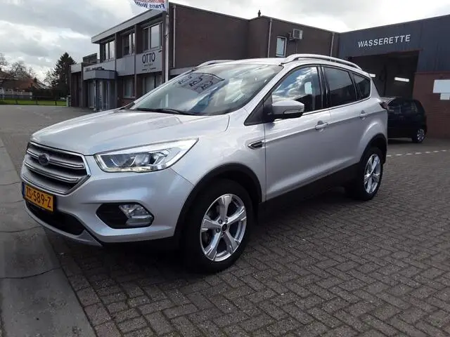 Photo 1 : Ford Kuga 2019 Petrol