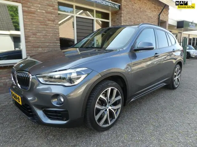 Photo 1 : Bmw X1 2016 Petrol