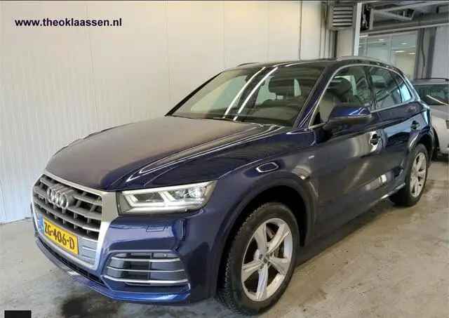 Photo 1 : Audi Q5 2019 Essence