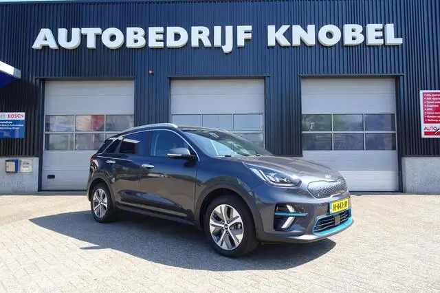 Photo 1 : Kia E-niro 2019 Électrique