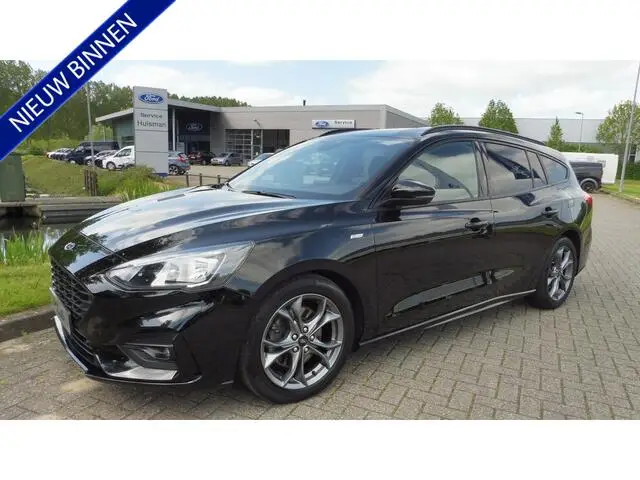 Photo 1 : Ford Focus 2018 Petrol