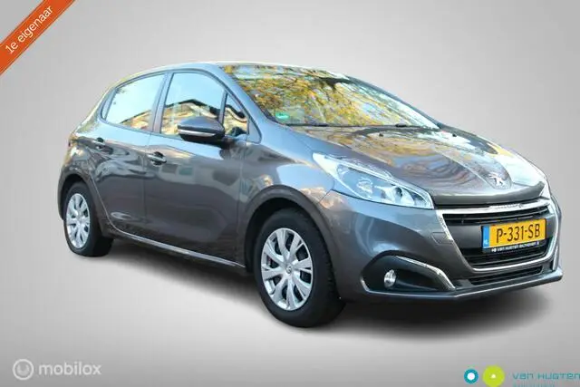 Photo 1 : Peugeot 208 2018 Petrol