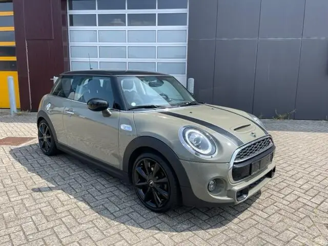 Photo 1 : Mini Cooper 2020 Essence