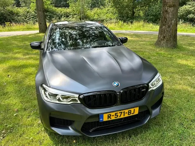 Photo 1 : Bmw M5 2019 Essence