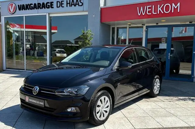 Photo 1 : Volkswagen Polo 2020 Essence