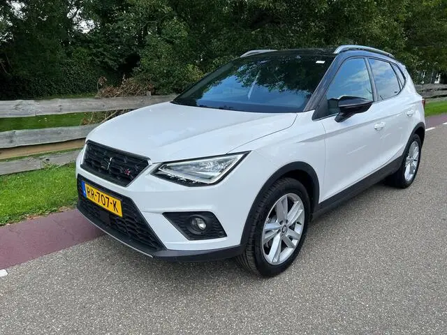 Photo 1 : Seat Arona 2018 Petrol