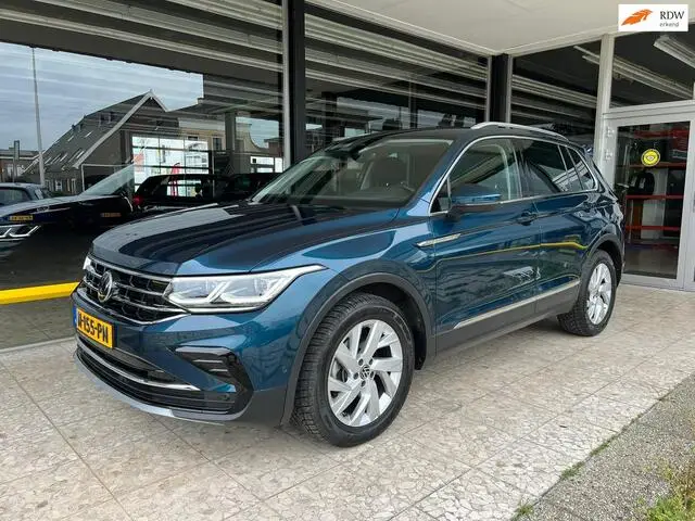 Photo 1 : Volkswagen Tiguan 2021 Essence