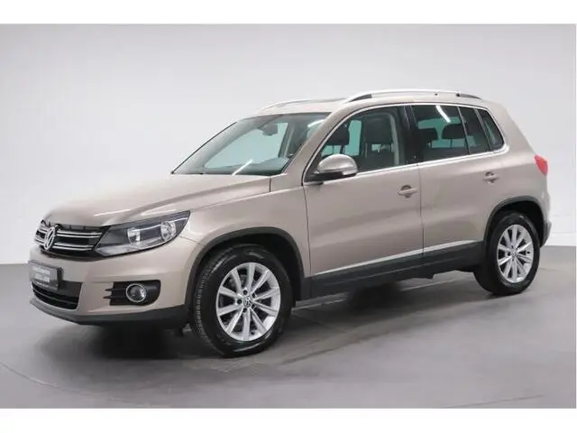 Photo 1 : Volkswagen Tiguan 2015 Essence