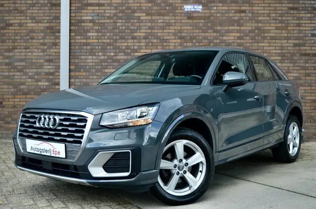 Photo 1 : Audi Q2 2020 Petrol